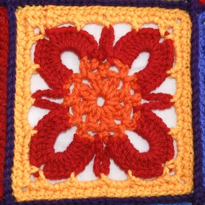 4 Leaf Clover Motif, Afghan blanket Rug, Scrap Yarn Crochet Pattern, PDF Download image 6