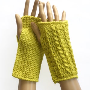 Fingerless Gloves, Crochet Cable Pattern, PDF download