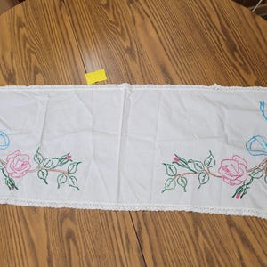 Vintage Embroidered Dresser Scarf
