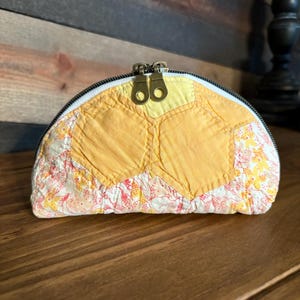 Antique Quilt Pouch - Coin Purse - Vintage Quilt - Repurposed - Cosmetic Bag