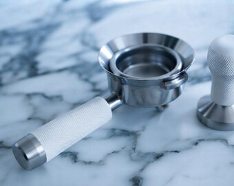 Espresso coffee dosing funnel for 49 and 51 mm baskets