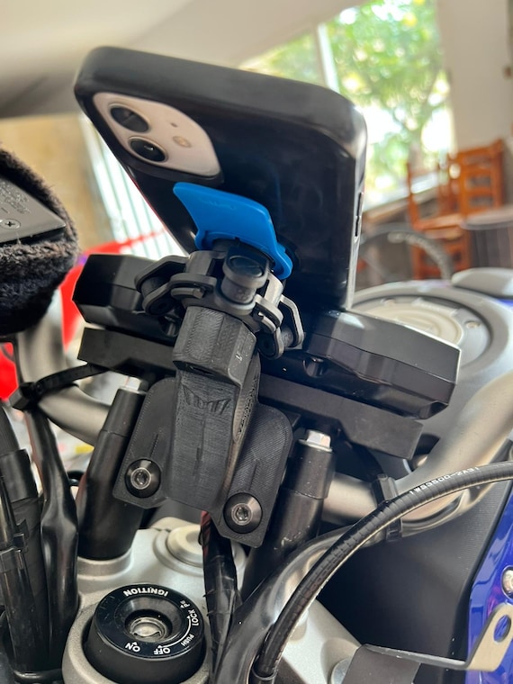 Quad Lock Mount for Yamaha MT-07 / FZ-07 – Quick and Stable