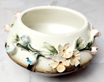 Capodimonte Porcelain Floral Bowl: Handcrafted Italian Decorative Dish