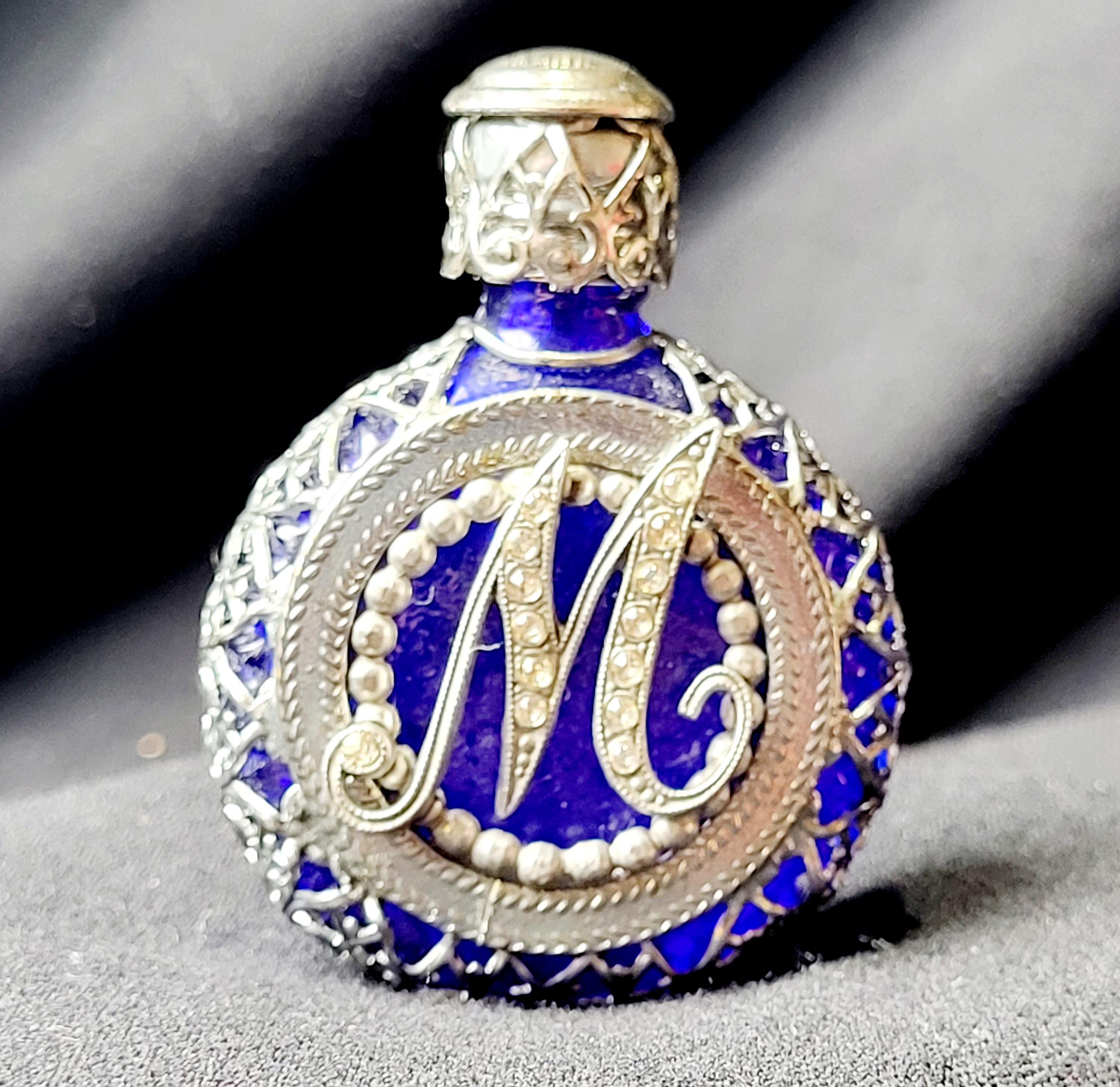 チェコガラス香水瓶｜ロイヤルブルー×ゴールド｜アンティーク風 pf0307r チェコガラス香水瓶｜ロイヤルブルー×ゴールド｜アンティーク風