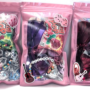 Pink Preppy Theme Gift Bags, Pop Theme Party, Custom Friendship Bracelet, Heart Sunglasses, Scrunchie, Candy