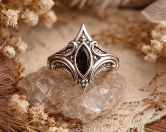 Black Stone Boho Ring, Gothic Silver Ring, Vintage Style Statement Ring, Bohemian Jewelry, Witchy Ring Gift for Her