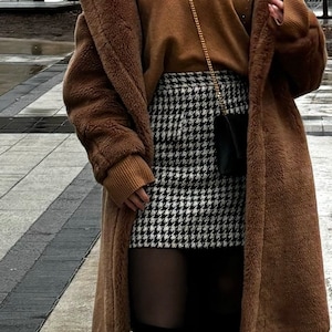 Premium Wool Coat (Hooded) - in Caramel Brown