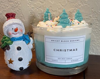 Festive Holiday Candle with Christmas Pine Scent - Handmade Soy Wax Delight