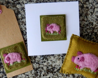 Pig Letterbox Gift Box, Wool Gift, Wool bookmark, Pig Lavender Pillow, Farm Girl, sustainable Gift Box