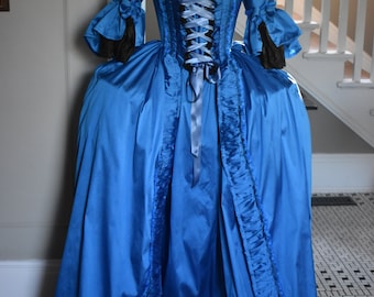 Robe de costume rococo d'inspiration victorienne Marie-Antoinette en taffetas bleu sarcelle mascarade d'halloween XVIIIe siècle