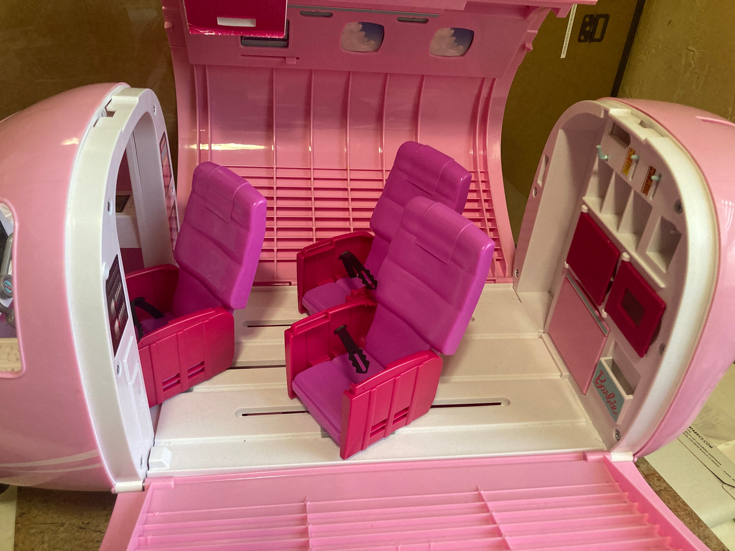 Mattel BARBIE Pink Passport Glamour Vacation Jet Airplane Plane
