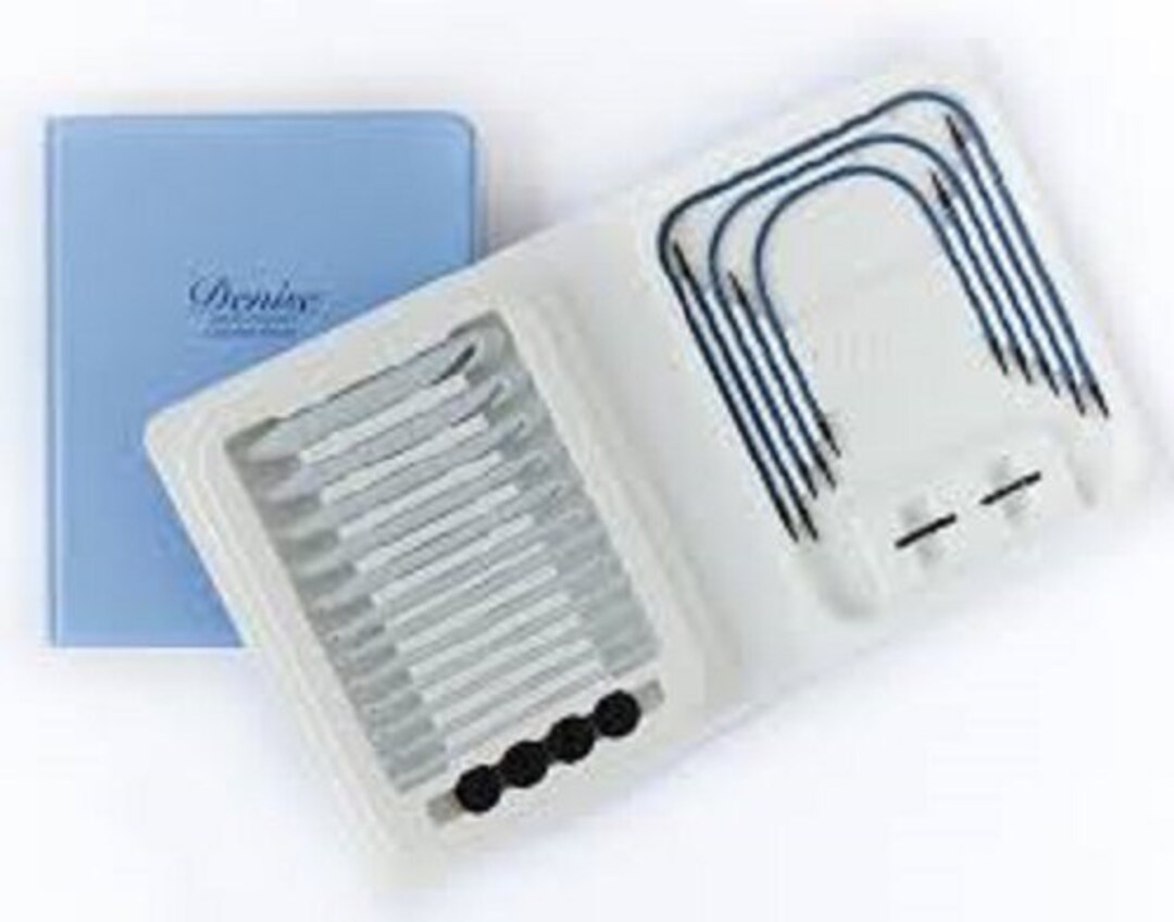 Denise Interchangeable Crochet Kit Tunisian Hooks Blue Cords New Hooks