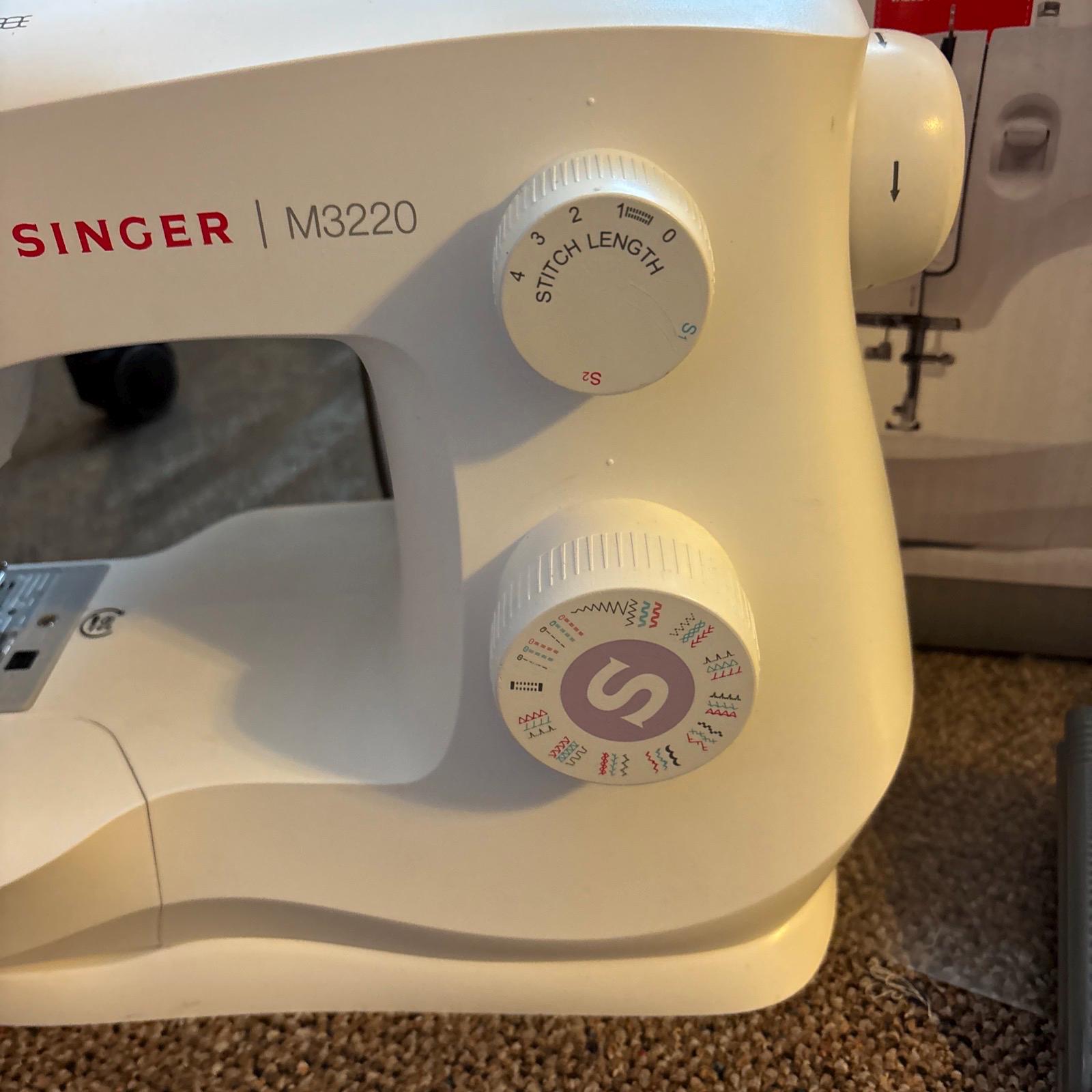 Singer 32560 Singer M3220 Sewing Machine W/ Box & Extras- 108 Stitch Applications ...