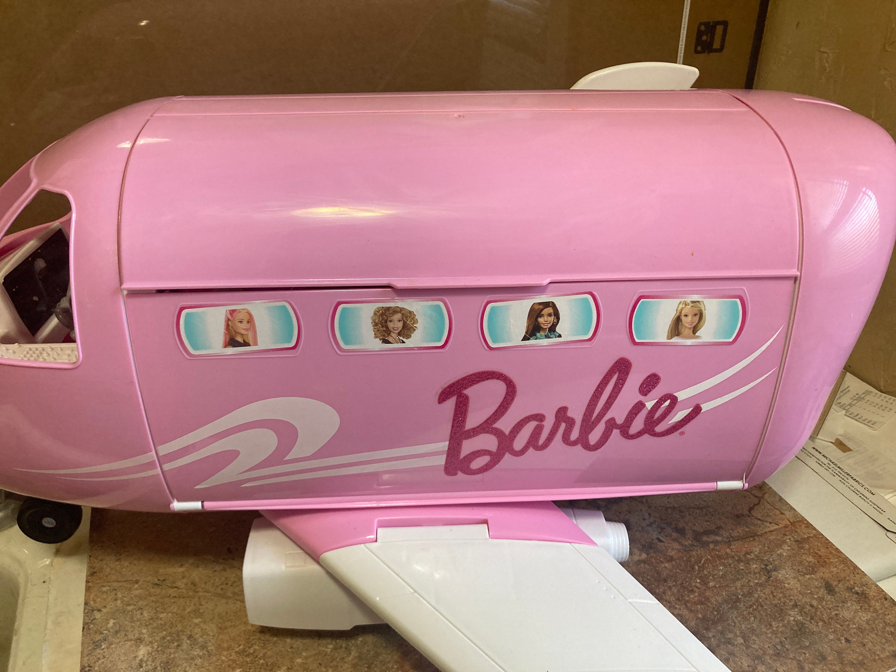 Barbie Jumbo Jet Glam Pink Airplane ~ Pool ~ Intercom ~ Serving