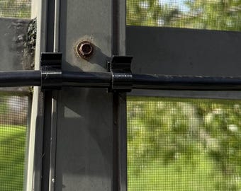 Vertical Pool Cage String Light Clips | Left & Right Channel Pair Set for Lanai Uprights | No Drill Hurricane Tested
