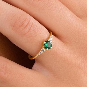 Emerald Ring, 14k Gold Emerald Ring, Engagement Ring, Minimalist Ring, Anniversary Ring, Gift for Her, Stacking Ring, Emerald Jewelry