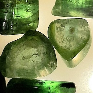 30 Cts Green Tourmaline Crystal Rough: Facet Specimen, Brazil (5 Pieces)