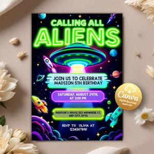 Peut inclure: Une invitation d'anniversaire en vert néon et violet avec un vaisseau spatial dessin animé et le texte "Calling All Aliens" et "Join us to celebrate Madison's 5th Birthday".