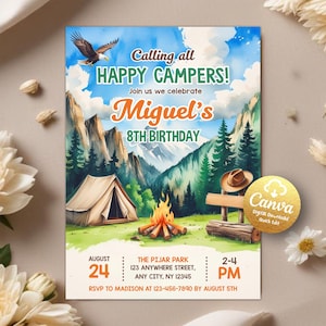 Könnte beinhalten: Eine Geburtstagseinladung zum Thema Camping mit einem Aquarellhintergrund, der Berge, Bäume, ein Zelt, ein Lagerfeuer und ein Holzschild zeigt. Der Text auf der Einladung lautet: "Calling all HAPPY CAMPERS! Join us we celebrate Miguel's 8TH BIRTHDAY. AUGUST 24 THE PIJAR PARK 123 ANYWHERE STREET, ANY CITY, NY 12345 2-4 PM RSVP TO MADISON AT 123-456-7890 BY AUGUST 5TH".