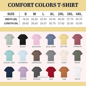 Puede incluir: Una tabla de colores de camisetas Comfort Colors que muestra dieciocho tonos disponibles, incluyendo bay, black, blossom, blue jean, butter, crimson, chalky mint, chambray, espresso, granite, ivory, moss, navy, orchid, pepper, red, yam y white.