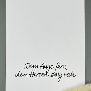 Trauerkarte I ‚Dem Auge fern, dem Herzen ewig nah‘ I A6 Postkarte Beileid I schwarz weiss l minimalistisch