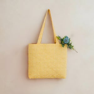 Handmade Yellow Gingham Quilted Tote Bag: Lightweight Everyday Shoulder Bag