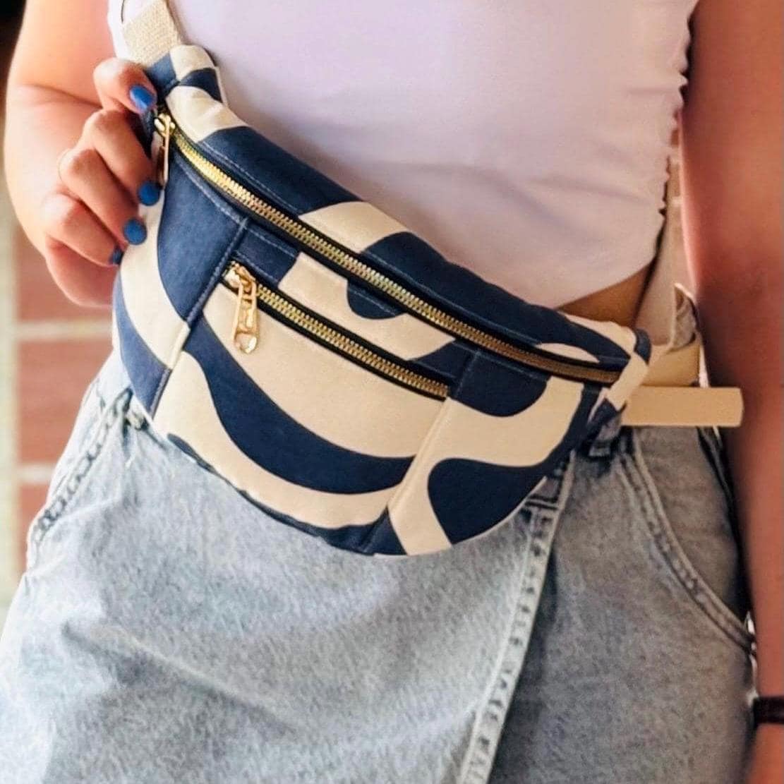 Handmade Fanny Pack: Stylish Cotton Crossbody Bag with Gold Zipper