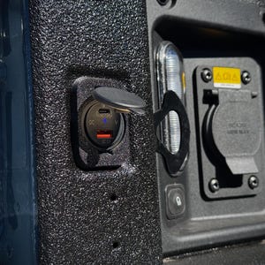 USB Charger Kit - For Ford Maverick Flexbed E-DIY (2022+)