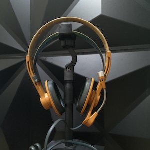 Sony Vintage Headphone HS-95