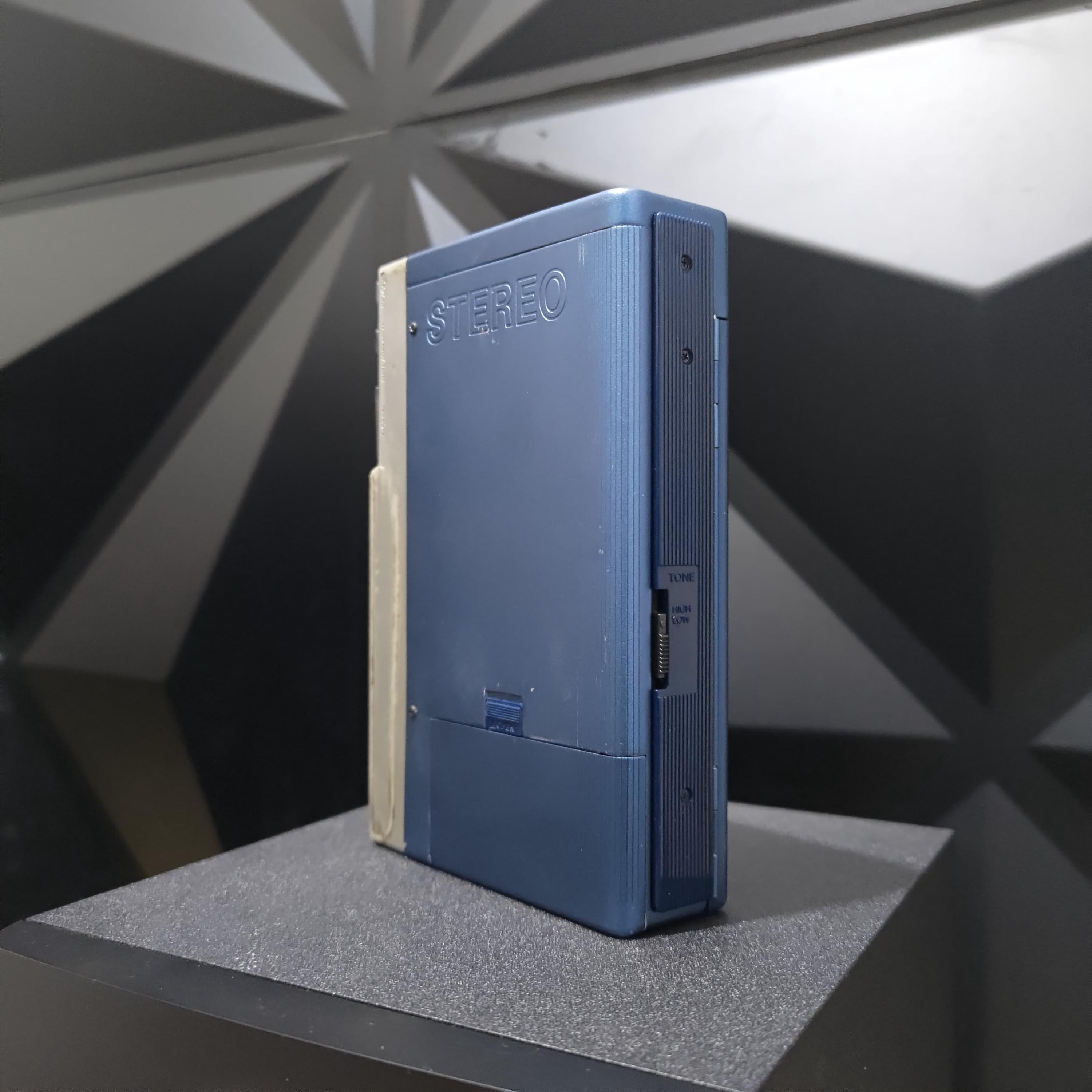 【動作整備品】ソニー 初代ウォークマン TPS-L2 カセットテープ プレーヤー 初代ウォークマン SONY ステレオカセットプレーヤー TPS-L2