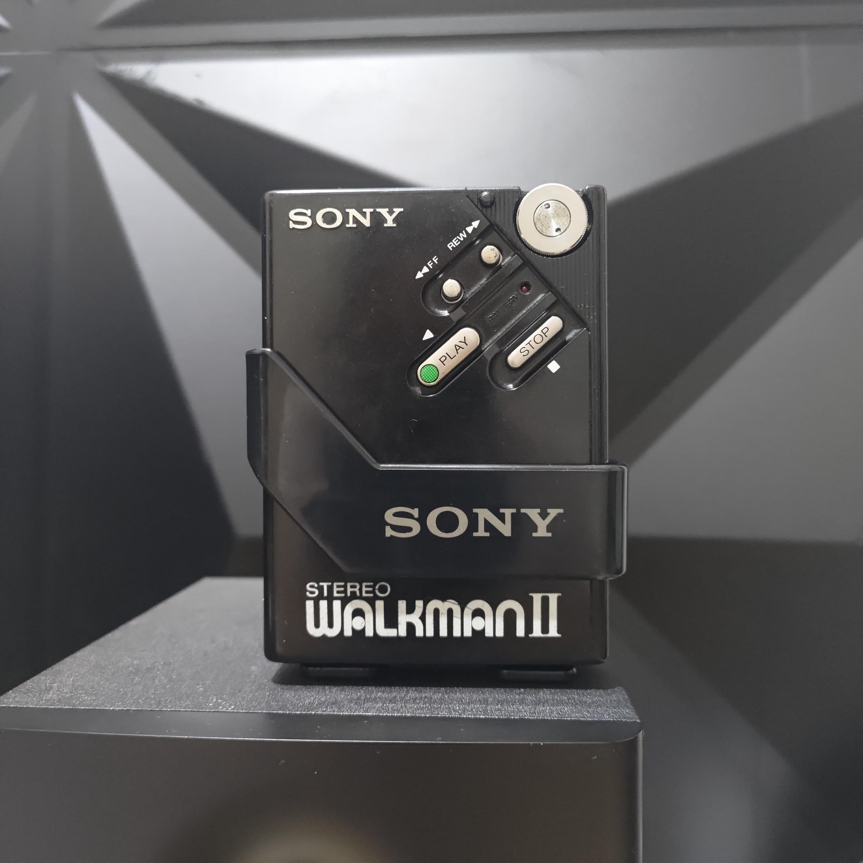 カセットテーププレーヤー：ソニー ウォークマン WM-2 ブラック