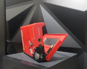 【動作整備品】 WM-2 ソニー カセットテーププレーヤー ウォークマン RED カセットテーププレーヤー：ソニー ウォークマン WM-2 レッド