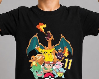 Camiseta de cumpleaños de Pokémon, camiseta de Pokémon con nombre personalizado, camiseta infantil de Pikachu y Charizard, camiseta personalizada para fiestas de Pokémon, regalo de Pokémon para niño o niña.