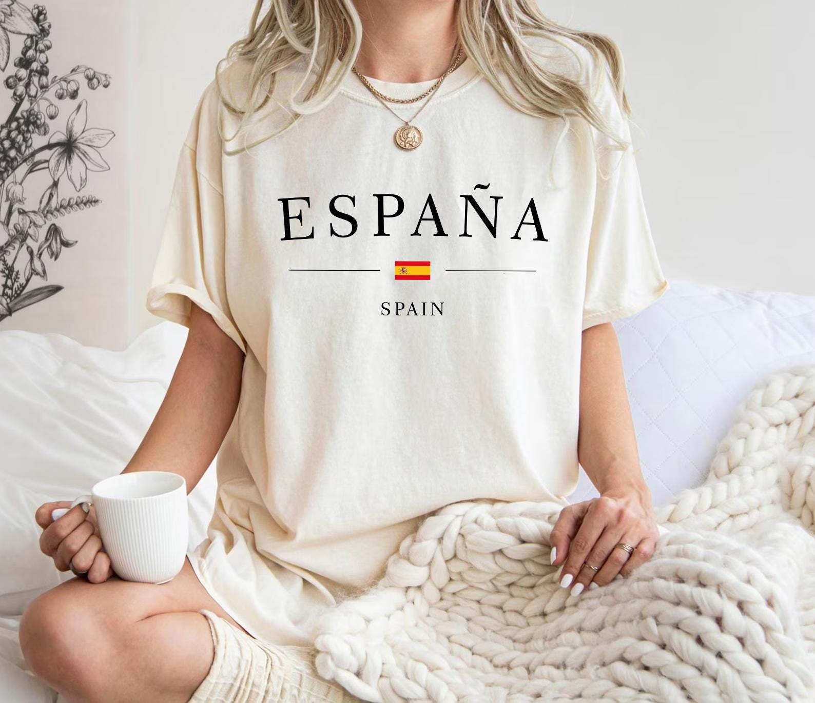 Comfort Colors España Flag T-Shirt, Vacation Travel in Spain Tee, Tee With a Spanish Style, España Lover Tee, España Gift For Friend Shirt