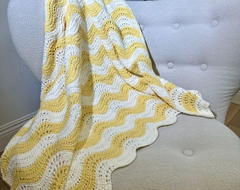 Handmade Crochet Baby Blanket: Yellow & White Wave Pattern (40"x40")