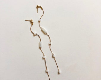 Minimalist mother of pearl long drop earrings / wedding earring / gold or silver (NALAH)
