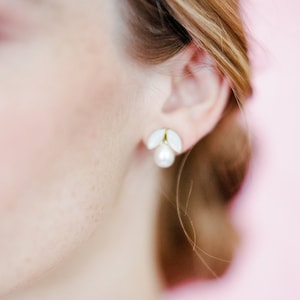 Polly earrings / pearl and moonstone stud earring / classic wedding style image 1