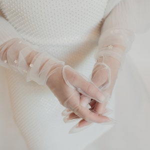 Evening & Formal Gloves