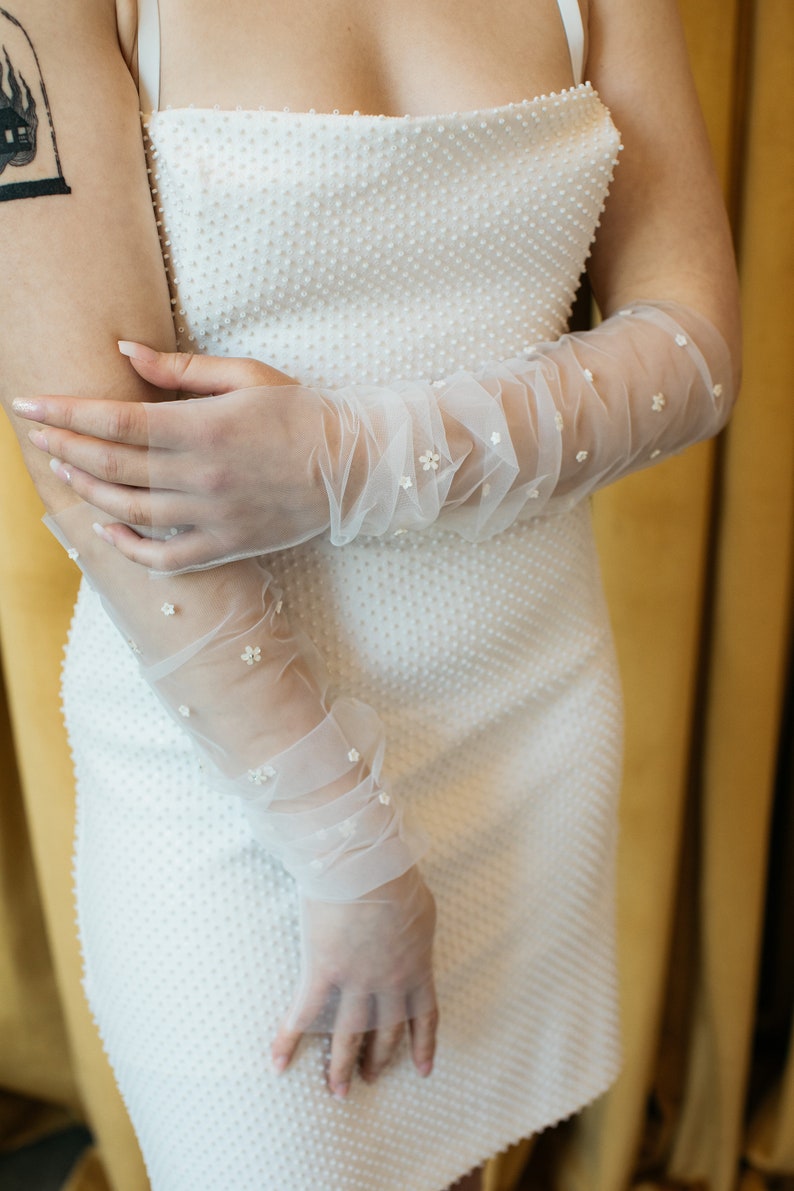 GLOVES // tulle with floral beading // spring capsule image 3