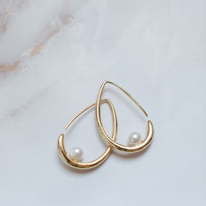 JORDYN earrings / pearl hoop earring / minimalist bridal earrings / Ships in 2 DAYS image 2