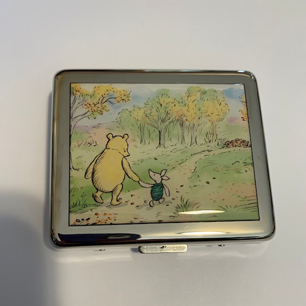 Classic Vintage Winnie The Pooh and Piglet 8 Day Pill Box with Mirror