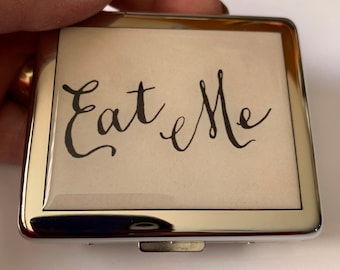 Alice In Wonderland Eat Me 7 Day Pill Box With Mirror