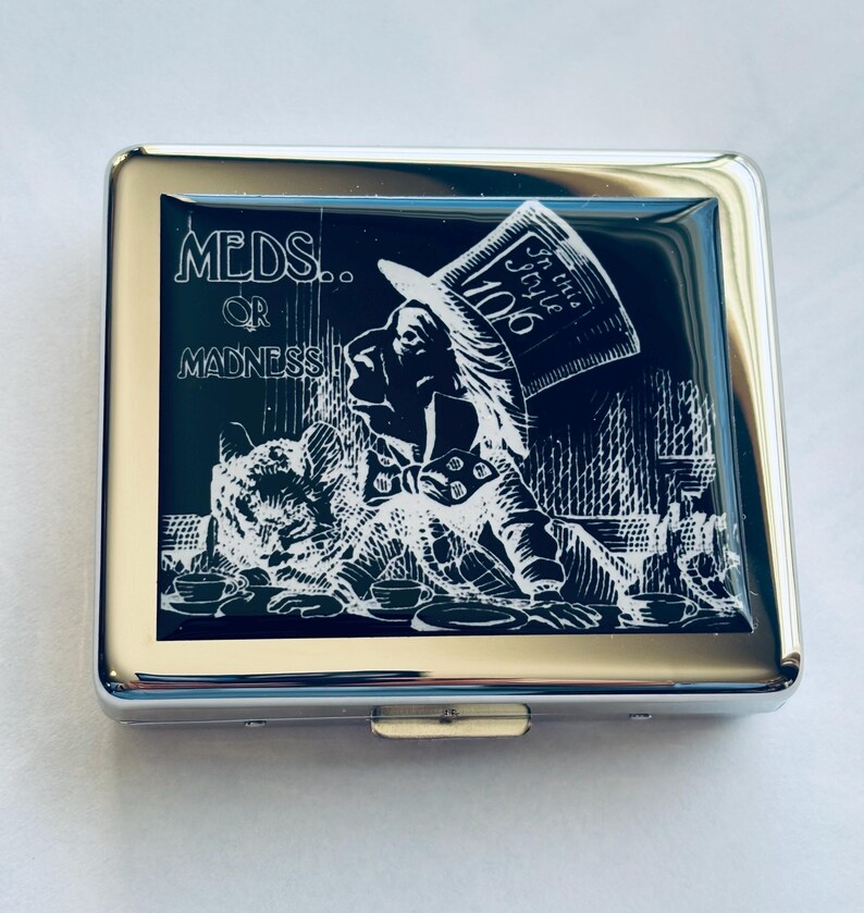 Alice In Wonderland Mad Hatter MEDS OR MADNESS 7 Day Pill Box image 7