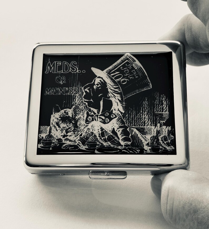 Alice In Wonderland Mad Hatter MEDS OR MADNESS 7 Day Pill Box image 6