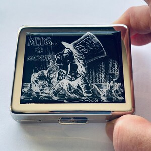 Alice In Wonderland Mad Hatter MEDS OR MADNESS 7 Day Pill Box image 2