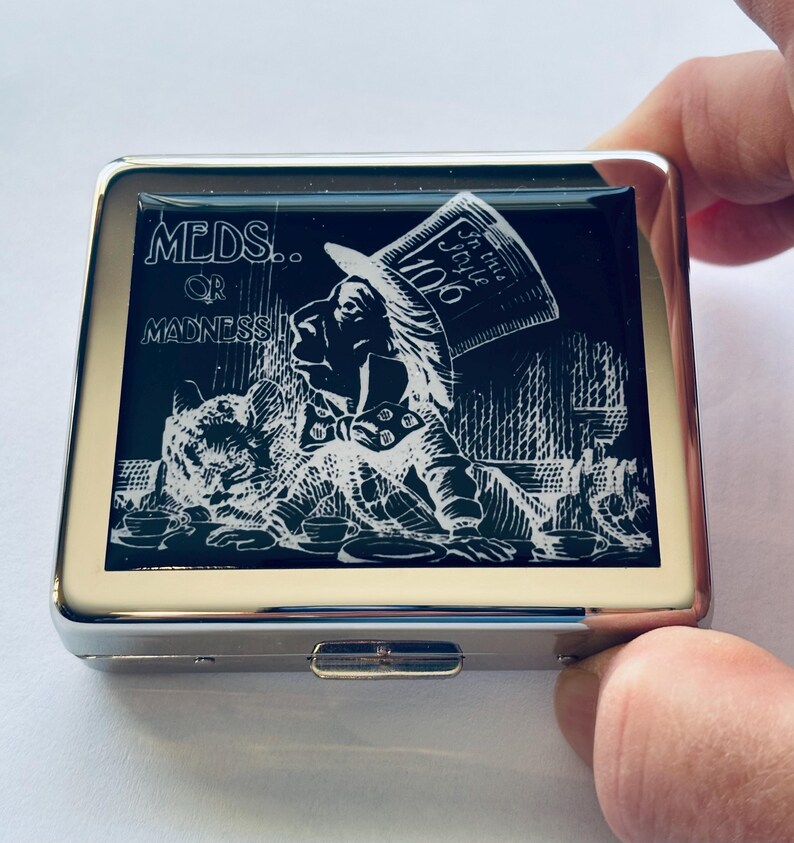 Alice In Wonderland Mad Hatter MEDS OR MADNESS 7 Day Pill Box image 2