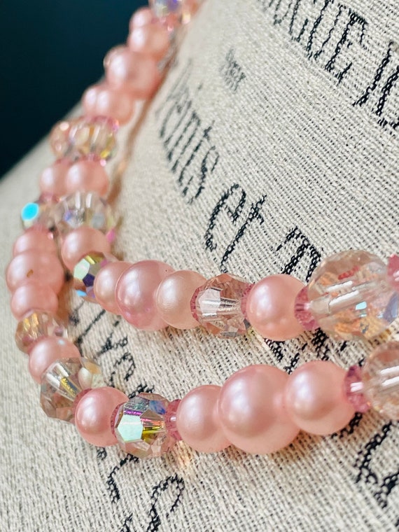 Vintage 2 strand pink faux pearls and faceted pin… - image 2