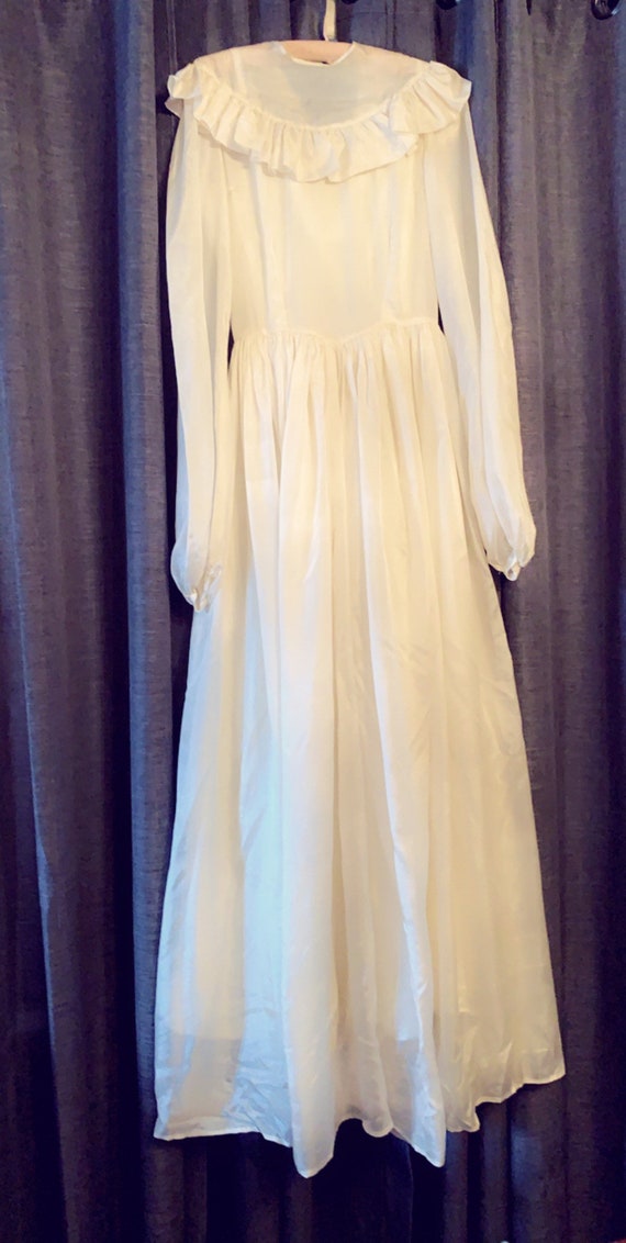 Vintage 1940’s handmade wedding dress.