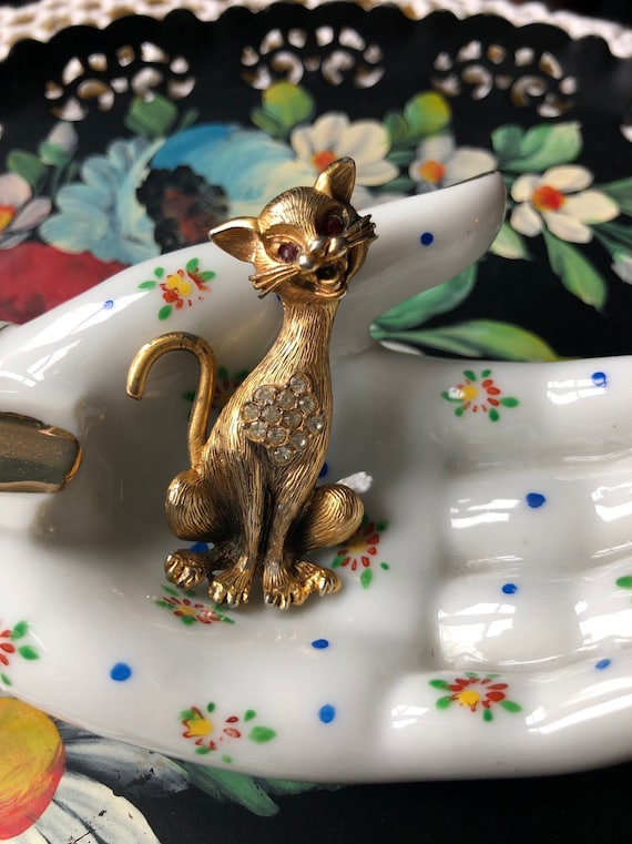 Vintage Tortolani cat brooch