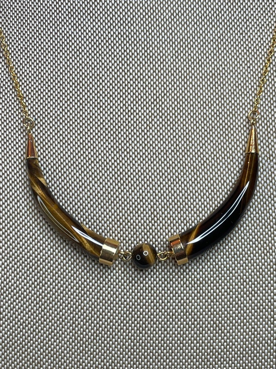 Vintage gold tone and faux tiger eye necklace - image 2